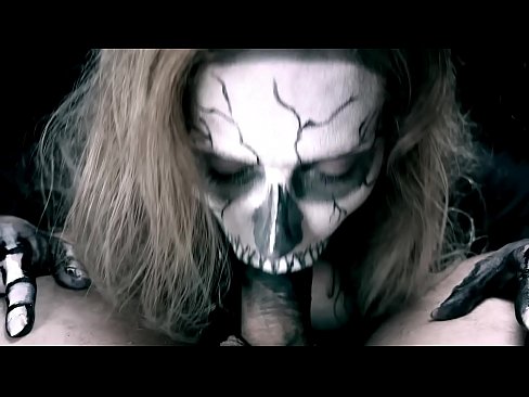 ❤️ İblis kız siyah ağzıyla horoz emme ve cum yutma. ❤️❌ Porno tr.porn-impact.ru ﹏